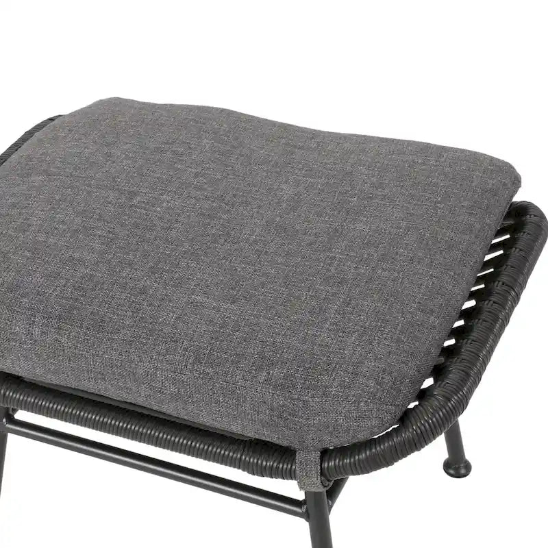 Juego de conversación para exterior de mimbre gris/beige con otomanas, 4 piezas, 2 personas
